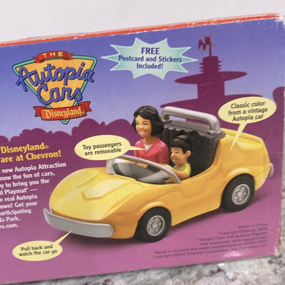 Disneyland NWOT Autopia Collectible Yellow Car “Classic” Disney Chevron Car - Picture 3 of 16